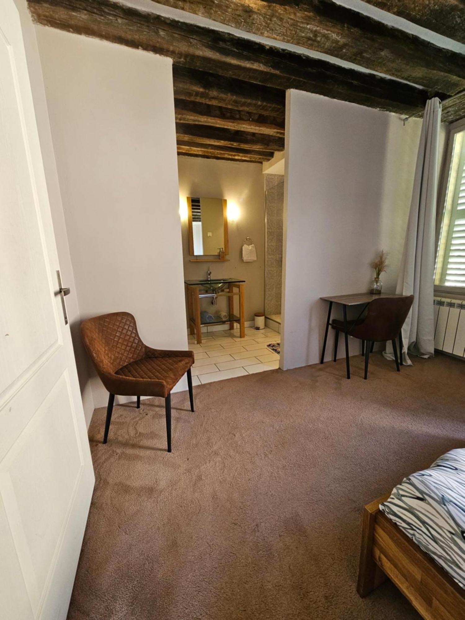 栋济 Chambre Avec Salle De Bain酒店 外观 照片